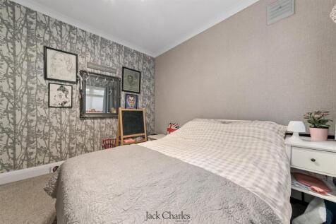 41 Lower Green 10.jpg