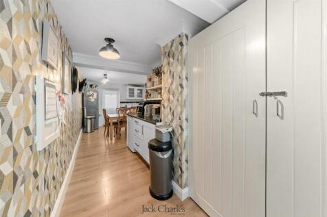 41 Lower Green 20.jpg