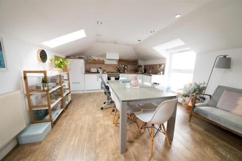 tn_lettings130422-11.jpg