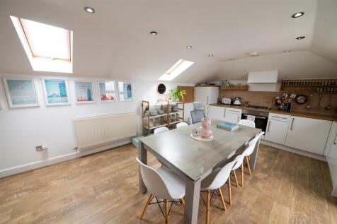 tn_lettings130422-13.jpg