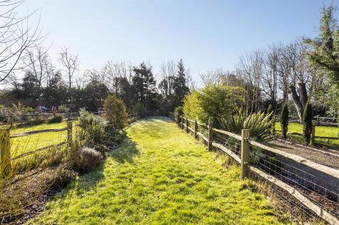 6 Oakhurst Park Gardens, TN11 8BF 021 2022-02-12 1