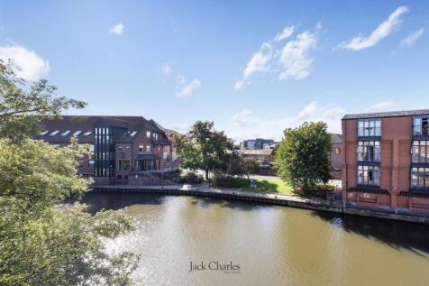 5 Ronnies Wharf, TN9 1EX 004.jpg