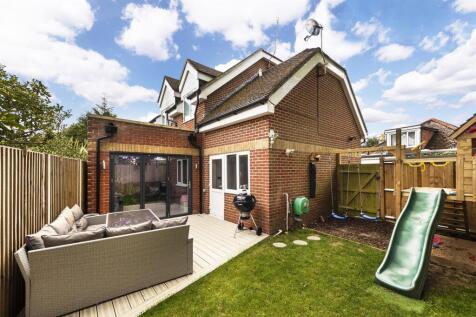 4 Gilwell Close, TN10 4EN 014.jpg