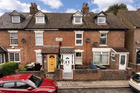 3 Alma Place, Hadlow, TN11 0DH  001.jpg