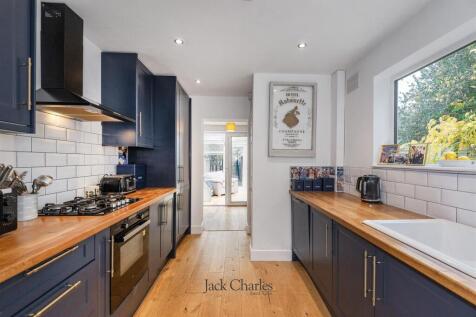 60 Mabledon Rd, TN9 2TG 005.jpg