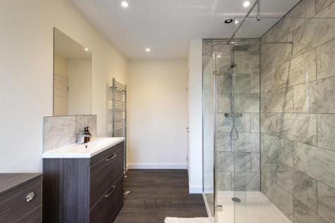 23 Barden Park Rd, TN9 1XD 011.jpg