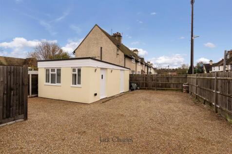 23 Barden Park Rd, TN9 1XD 015.jpg