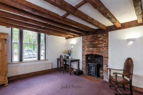 The Artichoke, Park Rd, TN11 9SR 017.jpg