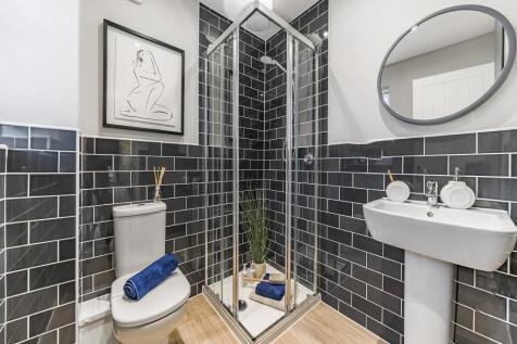 Hatfield En-Suite.jpeg