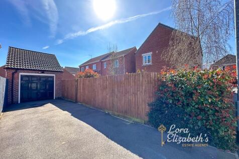 Driveway/Garage
