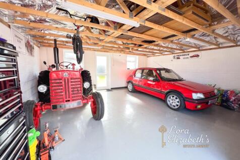 Double Garage