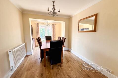 Dining Room/Sun Room