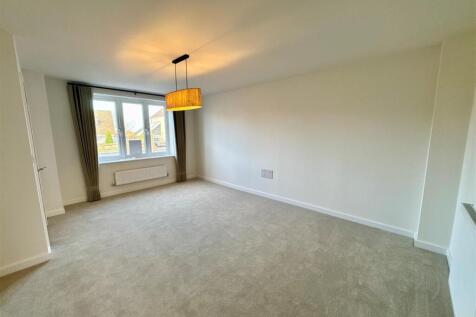Living room 2.jpg