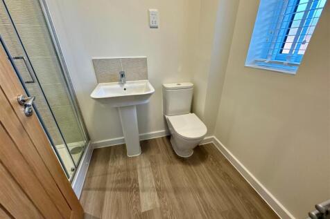 Ensuite.jpg