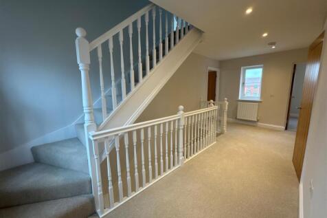 First floor landing.jpg