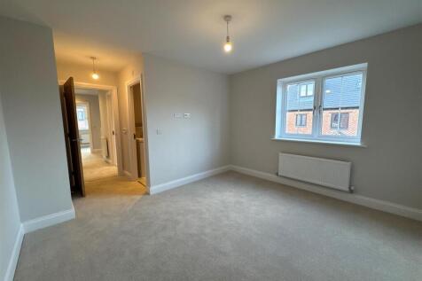 Bedroom 1a.jpg