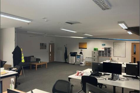 Photo  internal no2  Unit 12 Glacier Building.jp