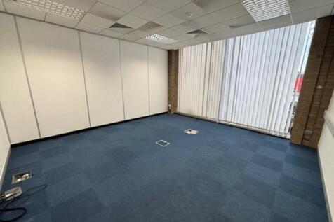 P251975_Lyndon Place  1510.jpg