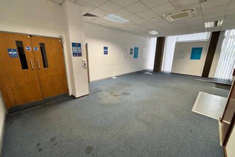 P251975_Lyndon Place  1710.jpg