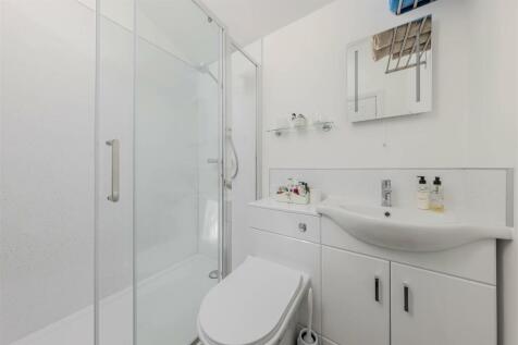 Cottage Bathroom