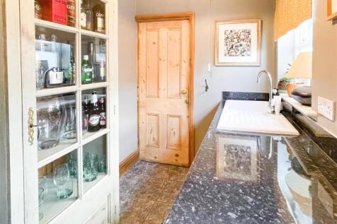 Utility Room/WC
