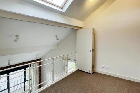Gallery Bedroom