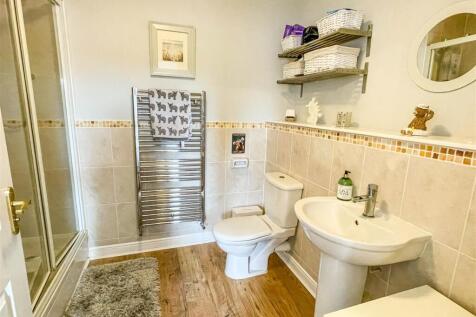 Ensuite Shower Room