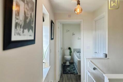 First Floor Landing Space