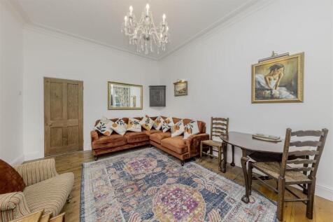 Lounge Dining Room