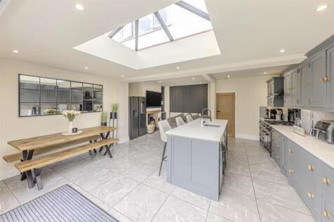 Kitchen dining living