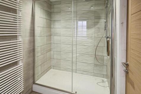 Bedroom Two Ensuite