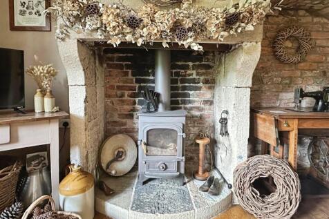 Lounge Fireplace