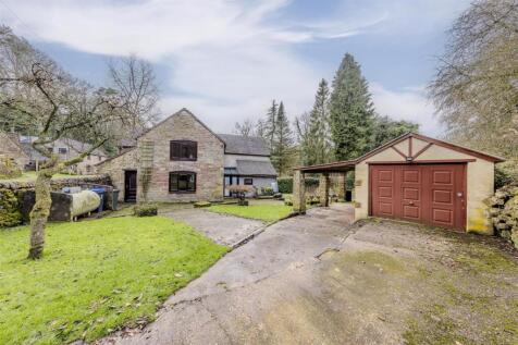 **Detached Garage**