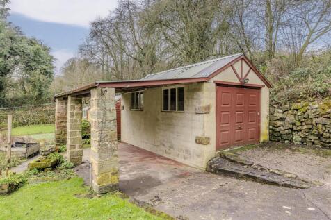 **Detached Garage**