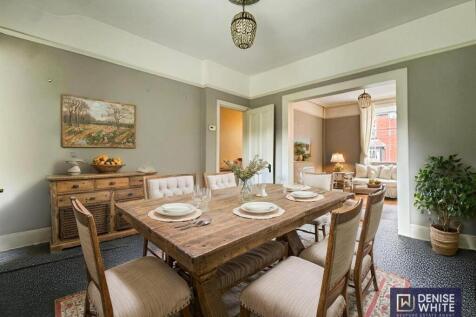 Dining Room - Virtual Staging