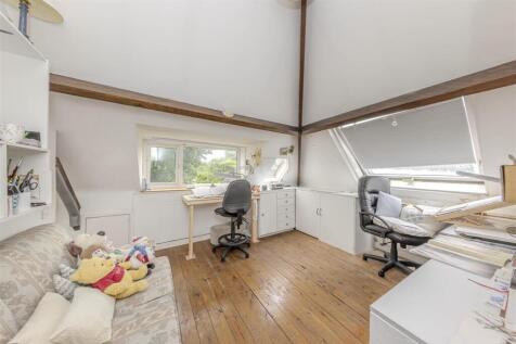 Loft Hobby Room