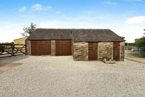 Detached Stone Outbuildings