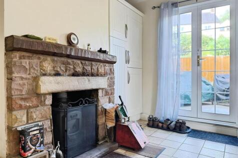 Kitchen/ Breakfast Room