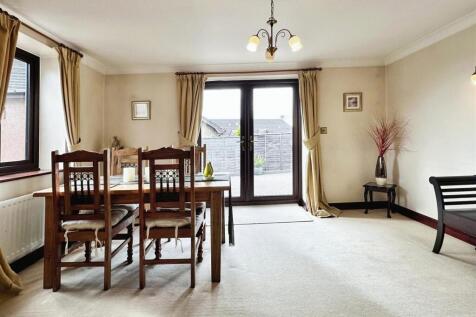 Living Dining Room
