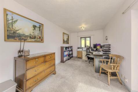 Bedroom Five/Office
