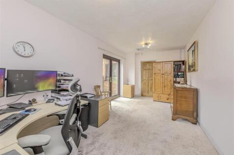 Bedroom Five/Office