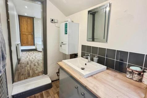 Laundry Room / WC