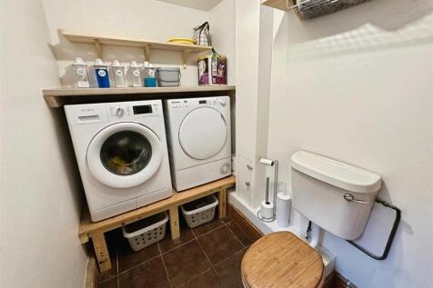 Laundry Room / WC