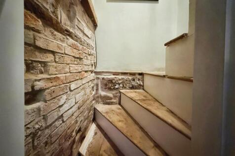 Stairs Off