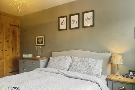 pbox-bedroom-339573.jpg