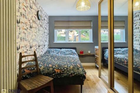 pbox-bedroom-339573.jpg