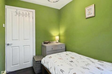 pbox-bedroom-339573.jpg