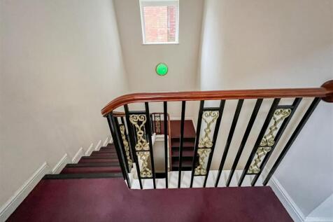 Communal Landing