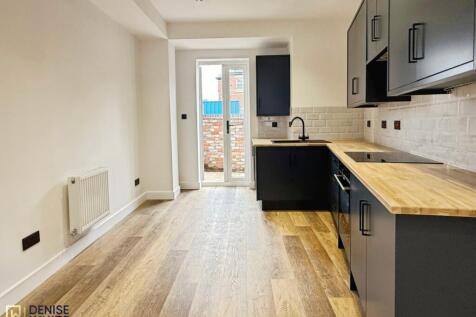 Lounge with Open Plan Kitchen