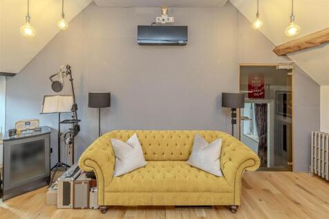 Bedroom Two / Music Room